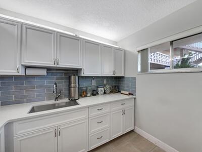 2812 S Garden Drive, Lake Worth, FL 33461