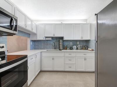 2812 S Garden Drive, Lake Worth, FL 33461