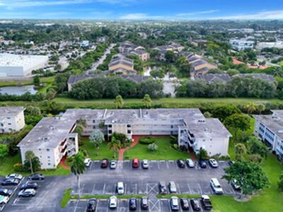 2812 S Garden Drive, Lake Worth, FL 33461