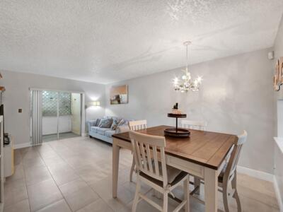 2812 S Garden Drive, Lake Worth, FL 33461