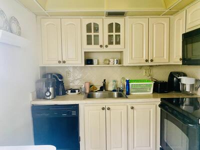 441 Burgundy J, Delray Beach, FL 33484