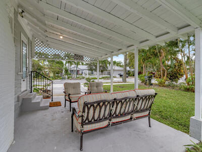 320 SE 4th Avenue, Delray Beach, FL 33483