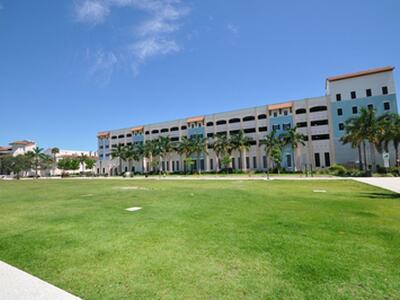 320 SE 4th Avenue, Delray Beach, FL 33483