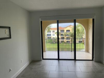 400 Uno Lago Drive, Juno Beach, FL 33408