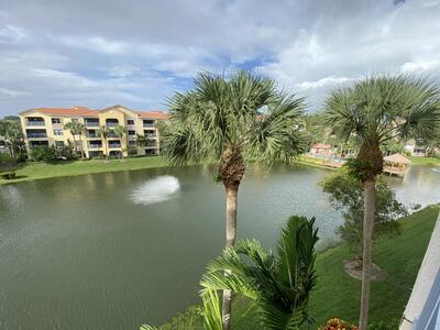 400 Uno Lago Drive, Juno Beach, FL 33408