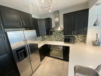 400 Uno Lago Drive, Juno Beach, FL 33408