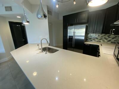 400 Uno Lago Drive, Juno Beach, FL 33408