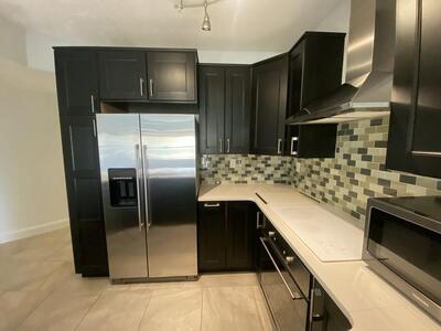 400 Uno Lago Drive, Juno Beach, FL 33408