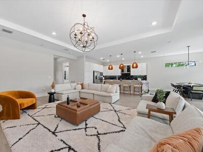 5577 Saint Armands Way, Westlake, FL 33470