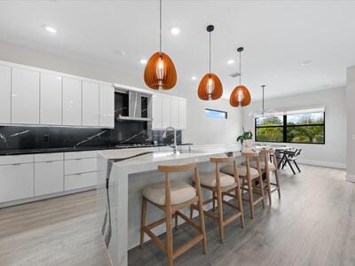 5577 Saint Armands Way, Westlake, FL 33470