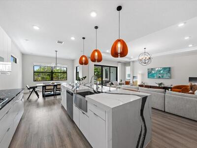 5577 Saint Armands Way, Westlake, FL 33470