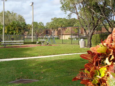 505 5th Way, West Palm Beach, FL 33407