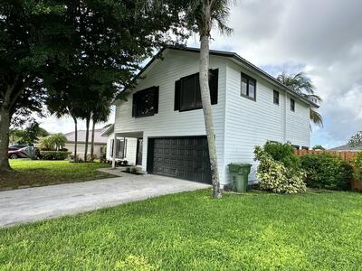 1605 Old Cypress Trail, Wellington, FL 33414