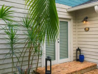 725 New Jersey Street, West Palm Beach, FL 33401