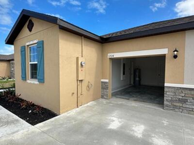 1724 Party Place, Fort Pierce, FL 34947