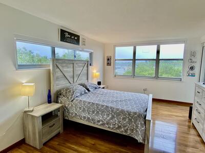 1750 NE 191st Street, Miami, FL 33179