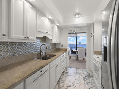 5550 N Ocean Drive, Singer Island, FL 33404