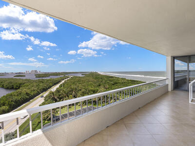 5550 N Ocean Drive, Singer Island, FL 33404