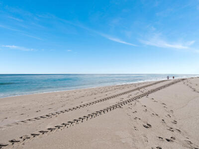 5550 N Ocean Drive, Singer Island, FL 33404