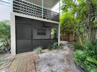 221 SE 1st Avenue, Boynton Beach, FL 33435