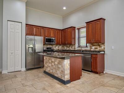 10265 Isle Wynd Court, Boynton Beach, FL 33437