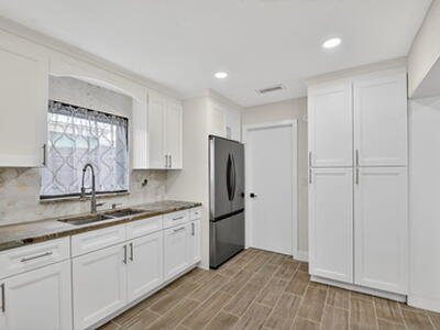 5008 Parker Avenue, West Palm Beach, FL 33405