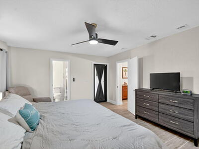 5008 Parker Avenue, West Palm Beach, FL 33405