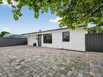 5008 Parker Avenue, West Palm Beach, FL 33405