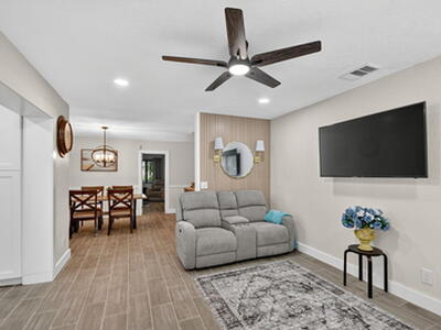 5008 Parker Avenue, West Palm Beach, FL 33405