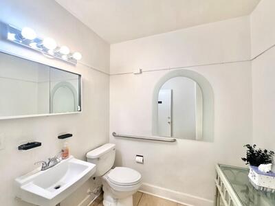 3600 Broadway Avenue, West Palm Beach, FL 33407