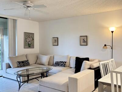 5130 Las Verdes Circle, Delray Beach, FL 33484