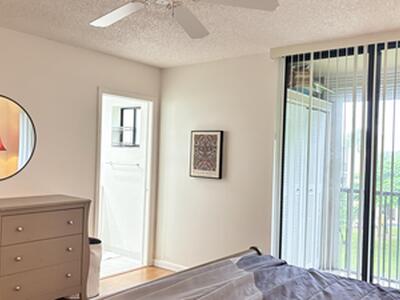 5130 Las Verdes Circle, Delray Beach, FL 33484