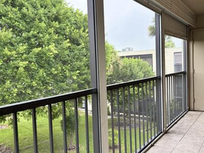 5130 Las Verdes Circle, Delray Beach, FL 33484