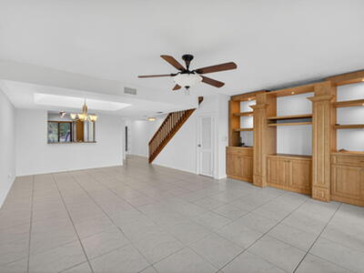 270 Captains Walk, Delray Beach, FL 33483