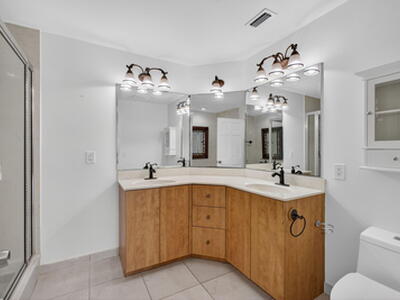 270 Captains Walk, Delray Beach, FL 33483