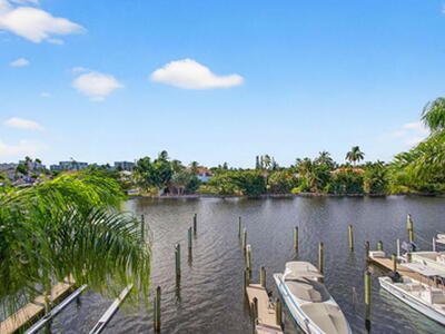 270 Captains Walk, Delray Beach, FL 33483