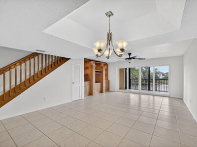 270 Captains Walk, Delray Beach, FL 33483
