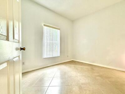 332 SW Glenwood Drive, Port Saint Lucie, FL 34984