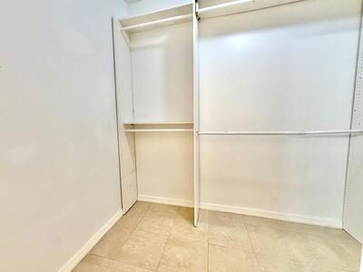 332 SW Glenwood Drive, Port Saint Lucie, FL 34984