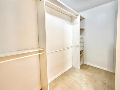 332 SW Glenwood Drive, Port Saint Lucie, FL 34984