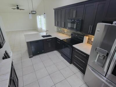 104 Arrowhead Circle, Jupiter, FL 33458