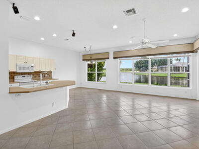 7975 Rockford Road, Boynton Beach, FL 33472