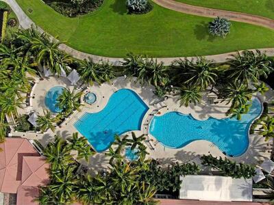 7975 Rockford Road, Boynton Beach, FL 33472