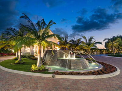 7975 Rockford Road, Boynton Beach, FL 33472