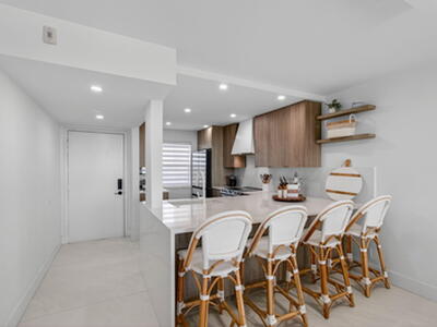 600 Egret Circle, Delray Beach, FL 33444