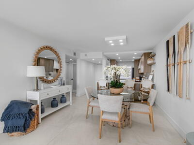 600 Egret Circle, Delray Beach, FL 33444