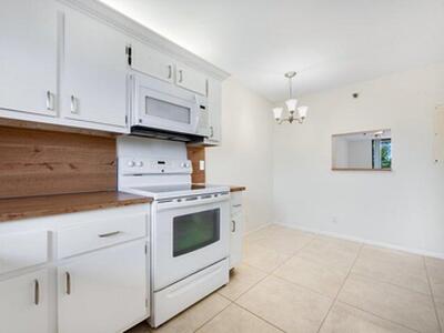 7770 Tahiti Lane, Lake Worth, FL 33467