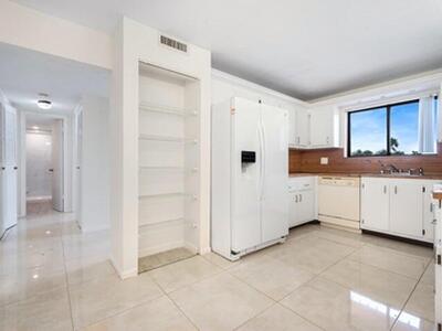 7770 Tahiti Lane, Lake Worth, FL 33467