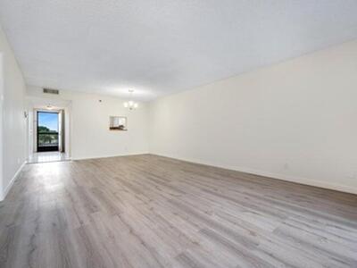 7770 Tahiti Lane, Lake Worth, FL 33467