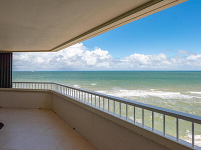 5070 N Ocean Drive, Singer Island, FL 33404